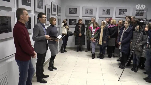 У Хмельницькому фотограф із Сумщини представив унікальну виставку світлин «З балкончика» — фото 1
