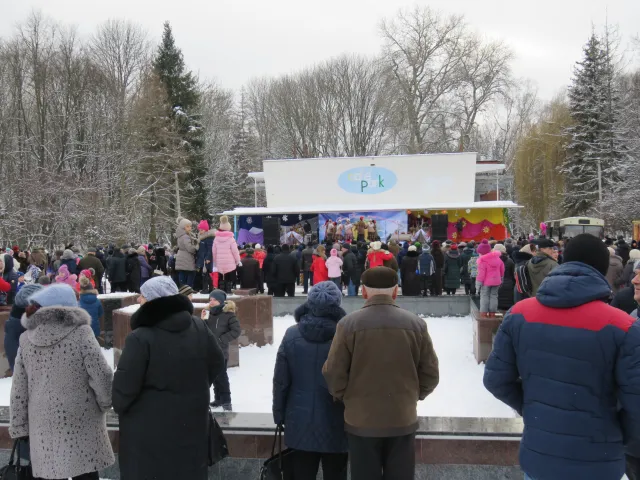 Майстер-клас, ярмарок та концерт: у Хмельницькому відзначили свято Стрітення — фото 9