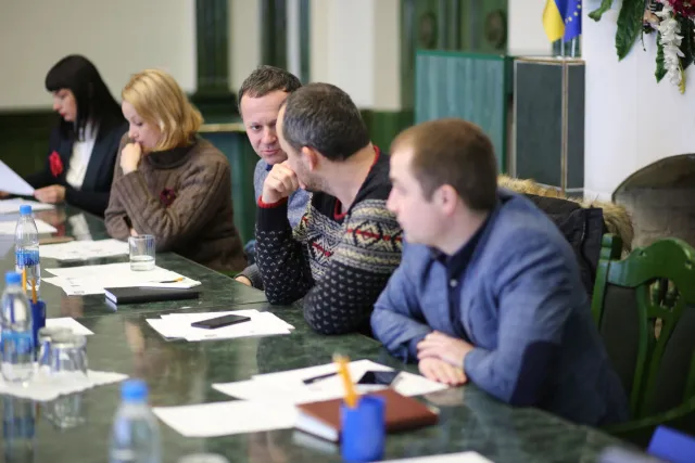 Хмельничани можуть взяти участь у проекті «Громадські ініціативи» — фото 2