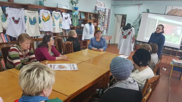 У Хмельницькому відкрили виставку вишивки бісером — фото 4