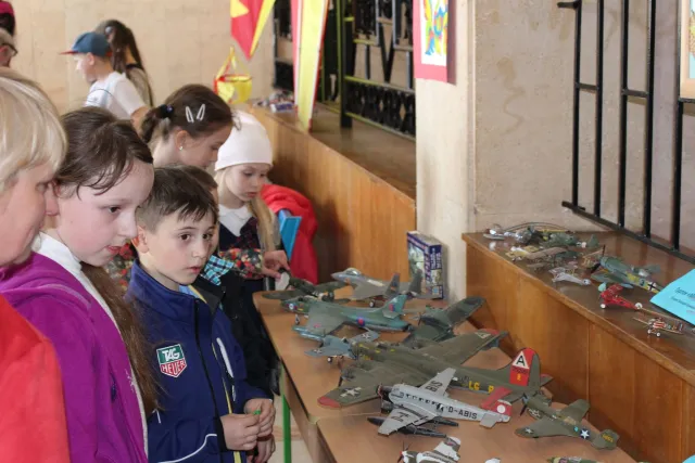 У Хмельницькому відбулося свято авіації та ракетобудування — фото 1