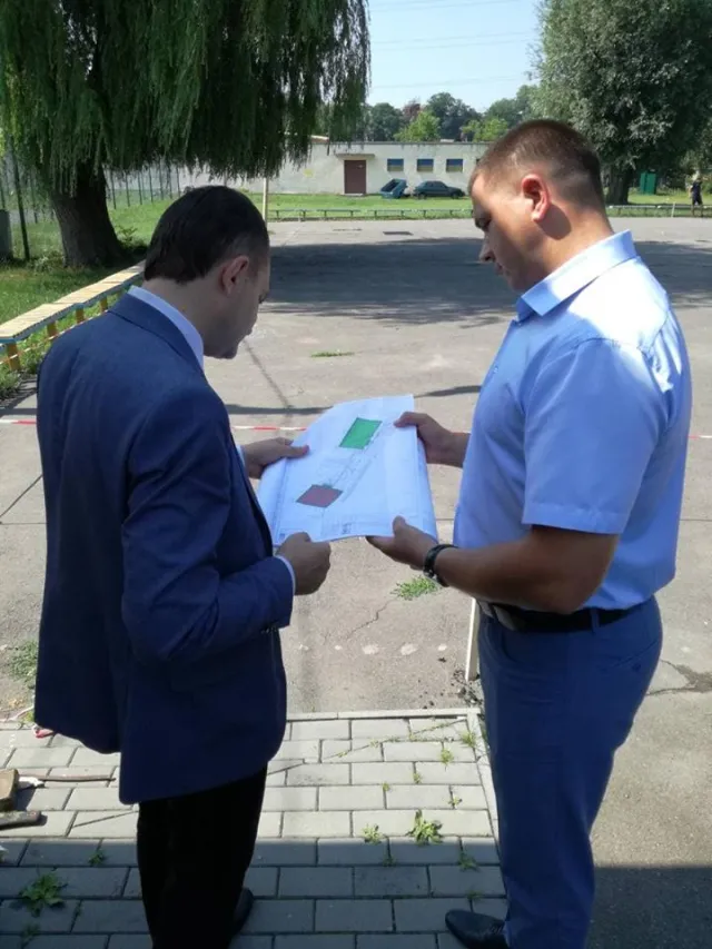 У Хмельницькому розпочалося будівництво двох сучасних спортивних майданчиків — фото 2