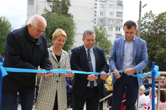 У Хмельницькому запрацював Центр соціальних послуг у форматі «Прозорий офіс» — фото 5