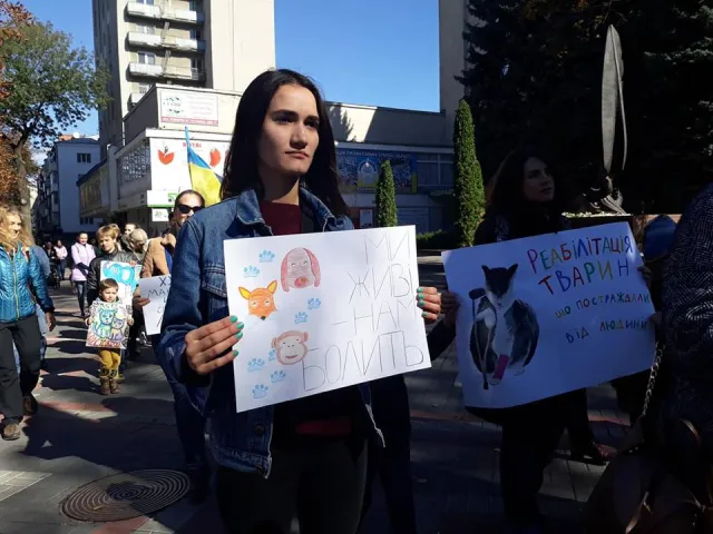 У Хмельницькому вперше відбувся Марш за права тварин — фото 14