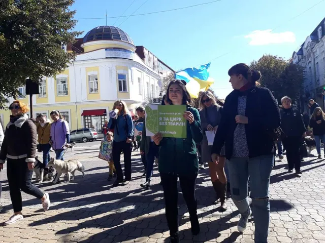 У Хмельницькому вперше відбувся Марш за права тварин — фото 5