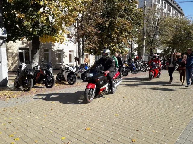 Вечірка та мотопробіг: як хмельницькі байкери закривали мотосезон 2018 — фото 2
