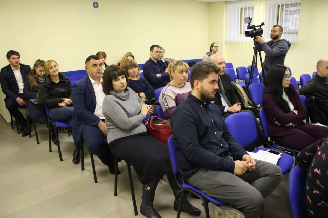 У Хмельницькому відбулася зустріч, присвячена поводженню з твердими побутовими відходами — фото 4