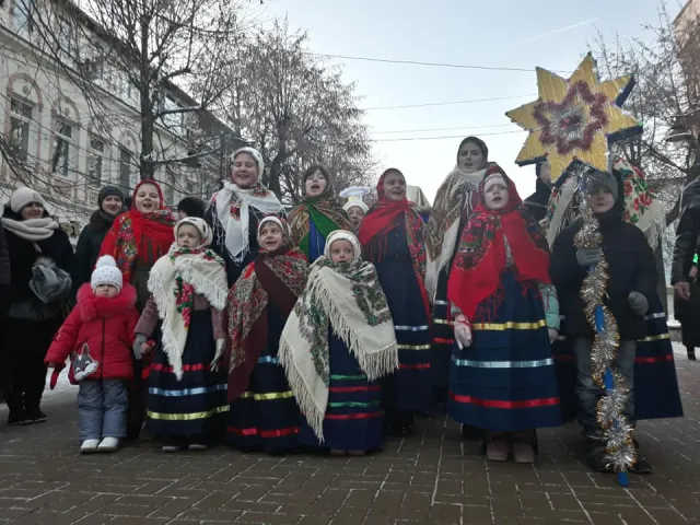 У Хмельницькому влаштували загальноміське колядування — фото 2